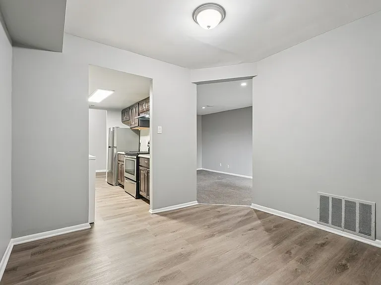 Aspen Apartments in Whitehall — Photo 59