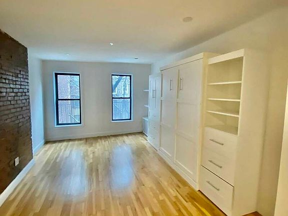 3rd image of 245 E 94th St #D3