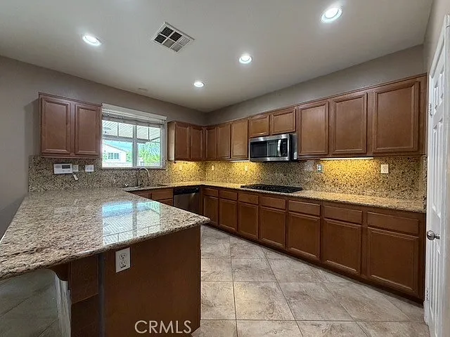 41103 Portia St — Photo 14