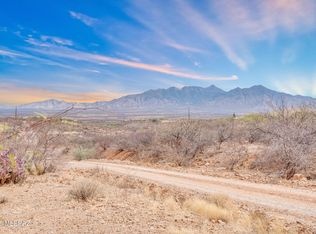 3630 W Calle Cinco, Green Valley, AZ 85622