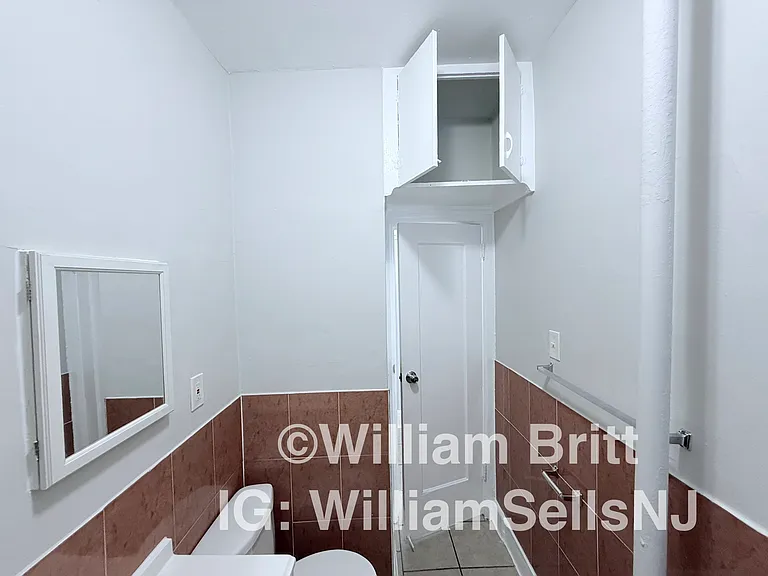 54 Linden Ave #402 — Photo 10
