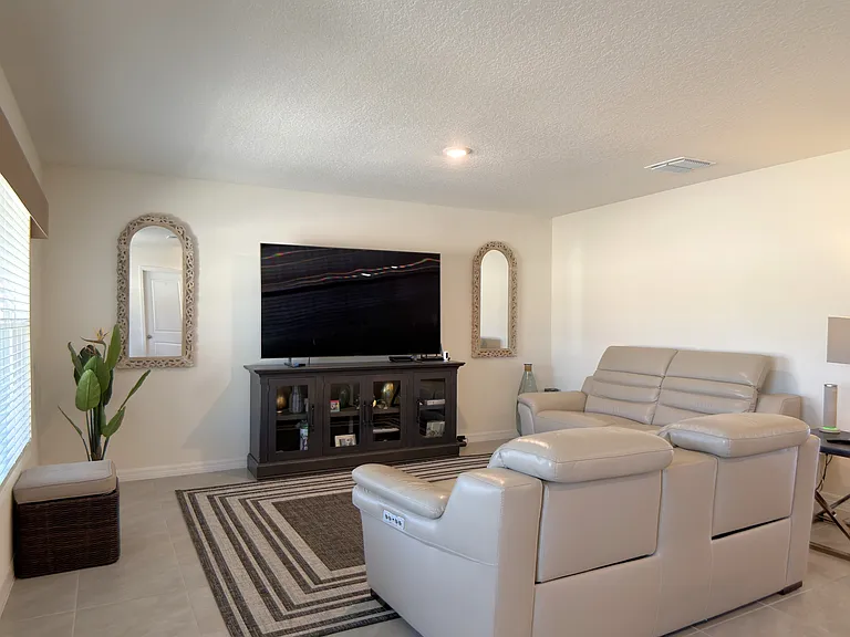 7011 SW 136th Ln — Photo 10