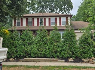 1198 Jeffrey Ln, Langhorne, PA 19047