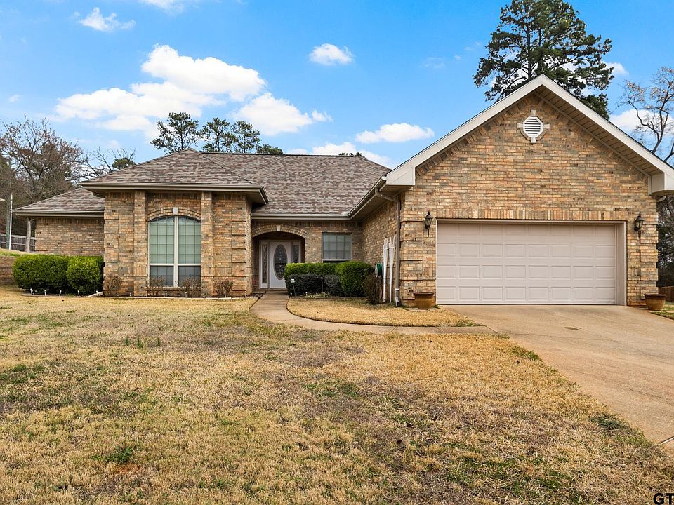 1st image of 102 Dogwood Cir