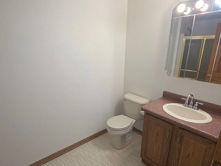 3207 S Ridgecrest Ct — Photo 36