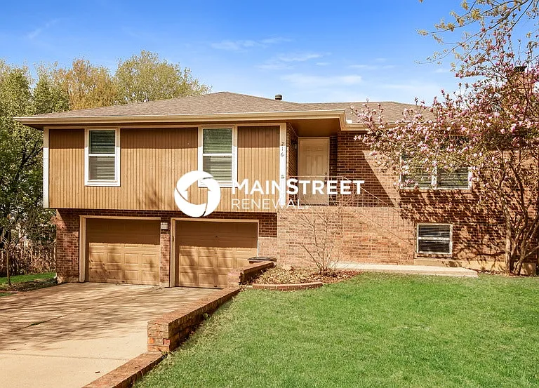 216 W Heritage Dr — Photo 2