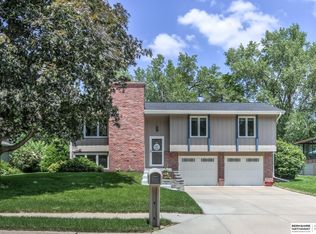 7412 Washington St, Ralston, NE 68127