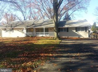 978 Cummings Ave, Blackwood, NJ 08012