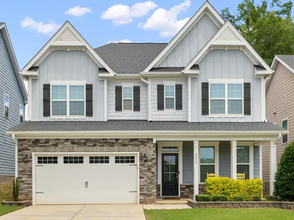 8059 Gilano Dr, Raleigh, NC 27603