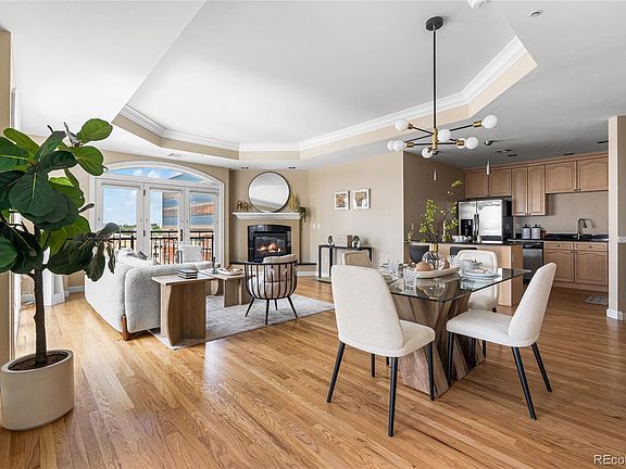 3rd image of 1827 N Grant Street #800