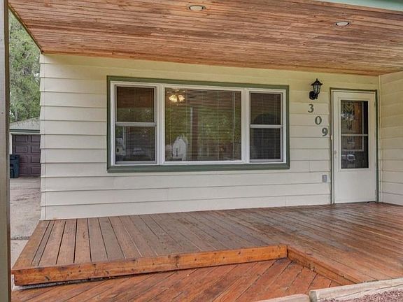 2nd image of 309 W 28th Ave