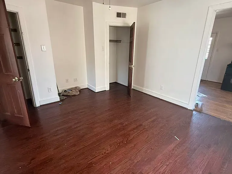 3127 Guilford St — Photo 9