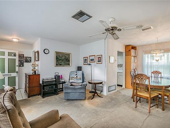 2nd image of 1673 Palace Dr