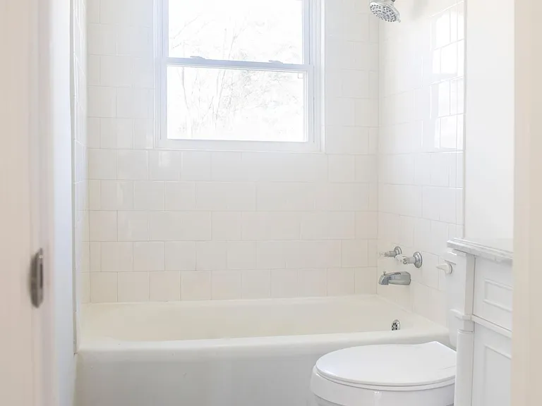 3952 Overheights Dr — Photo 11