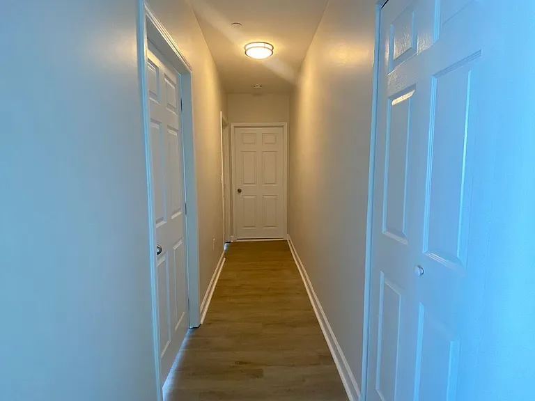 20 2nd St #2511 — Photo 13