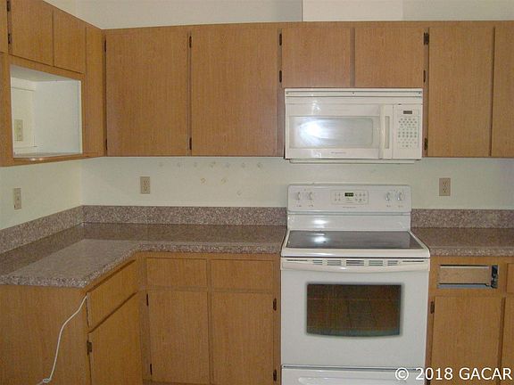 3rd image of 11850 NE 116th St