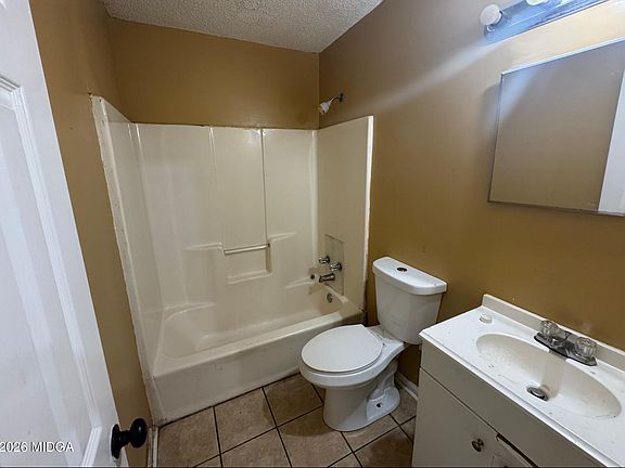 5th image of 3461 Antioch Rd