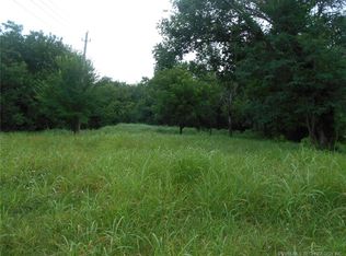 408 SE 7th St, Wagoner, OK 74467