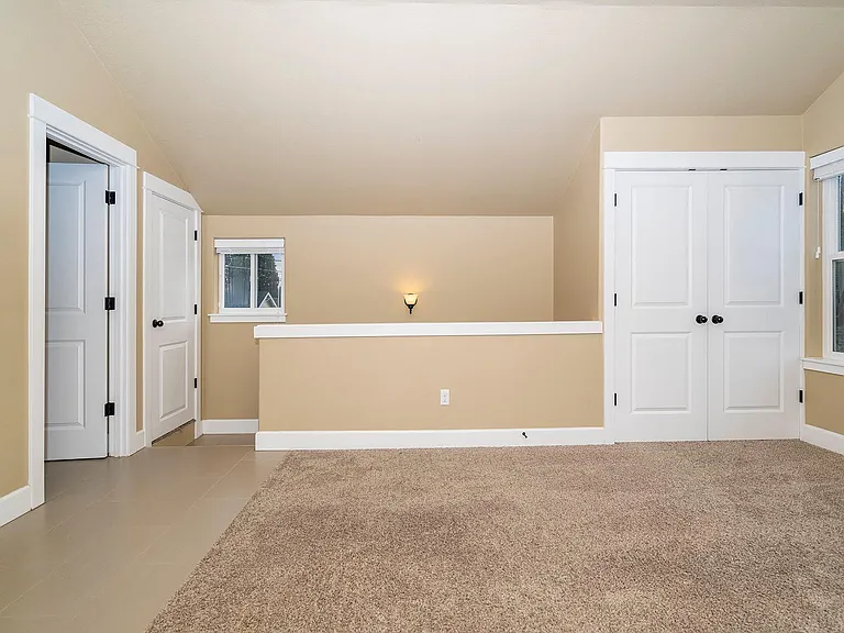 6145 SE Woodstock Blvd #B — Photo 18