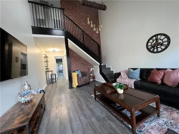 410 SE 11th Ct, Fort Lauderdale, FL 33316