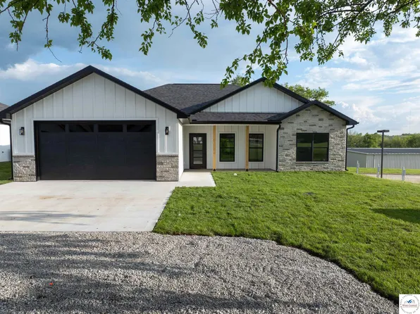 3008 Aaron Ave, Sedalia, MO 65301