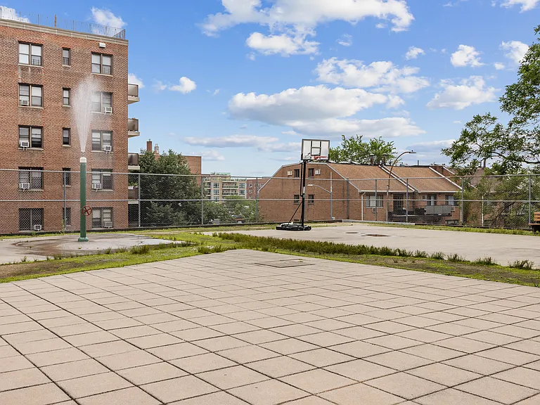 3616 Henry Hudson Pkwy #1FN — Photo 18