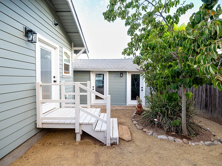 3712 Richmond St — Photo 28