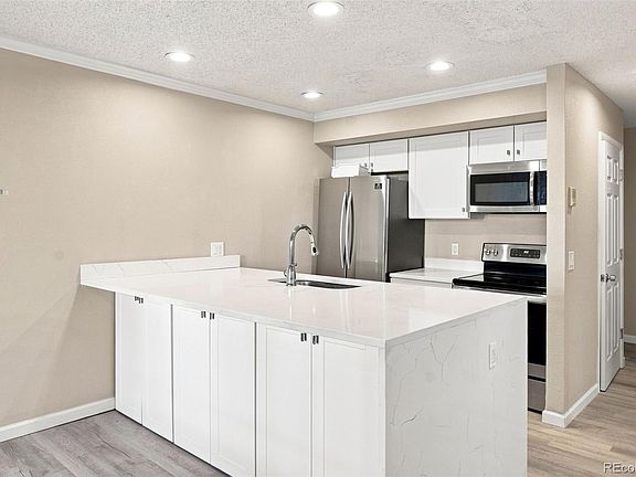 3rd image of 5770 E Warren Avenue #104