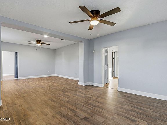 5th image of 6716 Esteban Ln