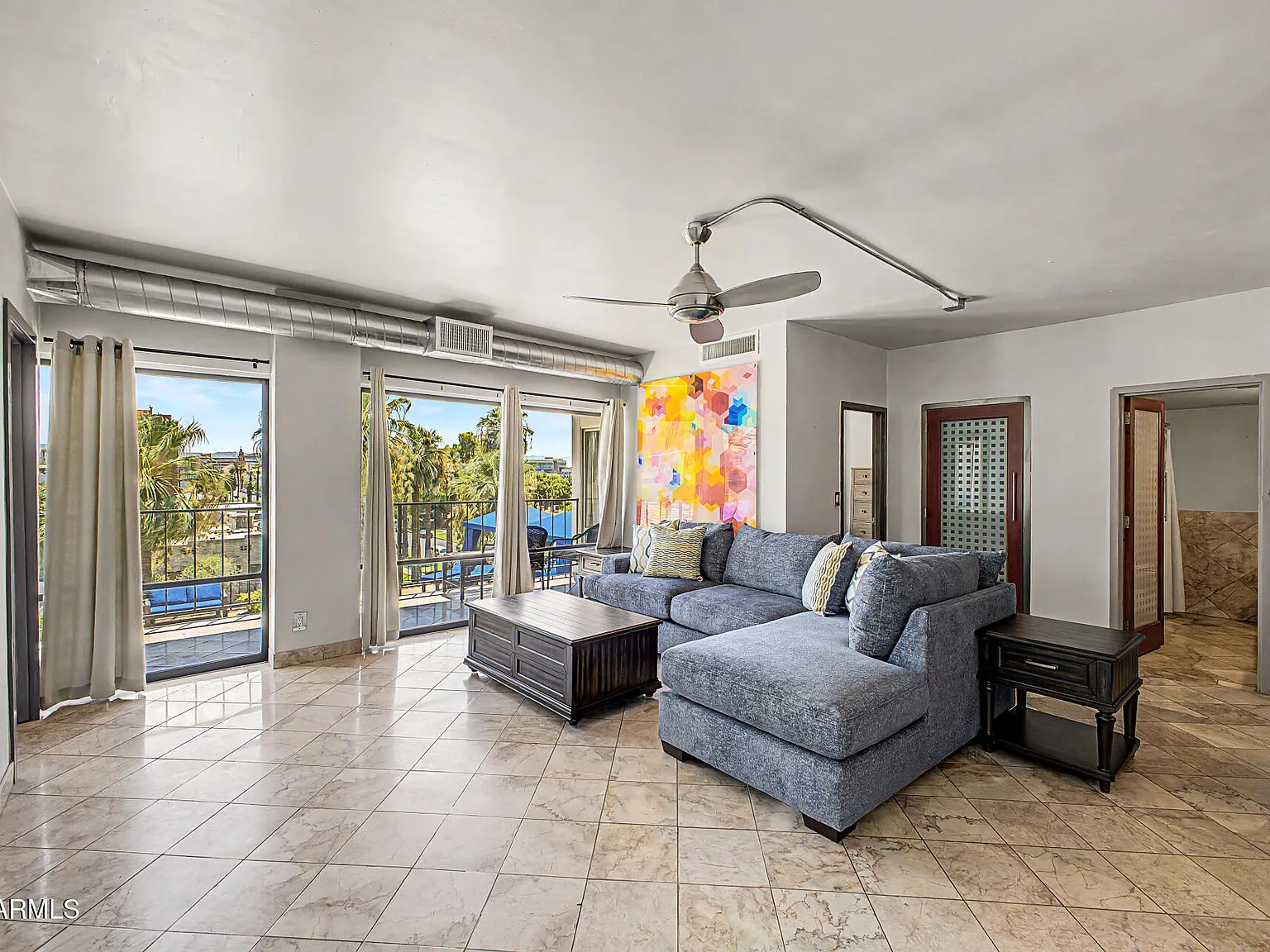 2 bed, 1.0 bath, 880 sqft, $2,300 — Photo 1