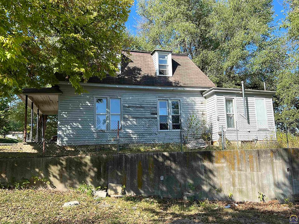 1000 Iowa Ave, Holton, KS 66436 Zillow