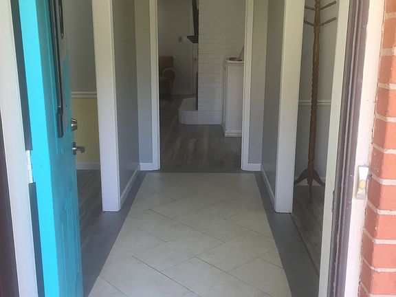 2nd image of 1005 Putting Green Dr