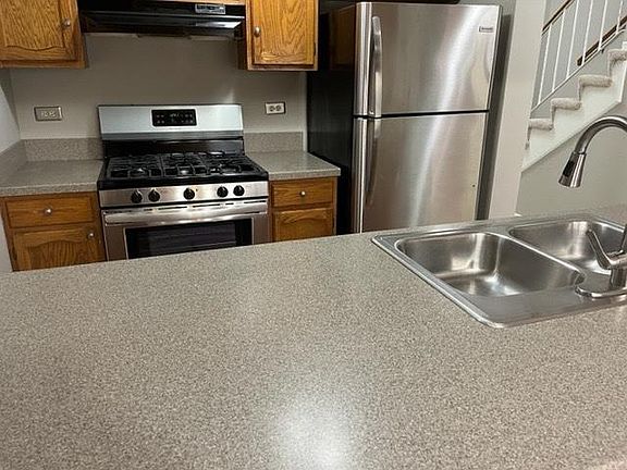3rd image of 1532 Darien Lake Dr #1532
