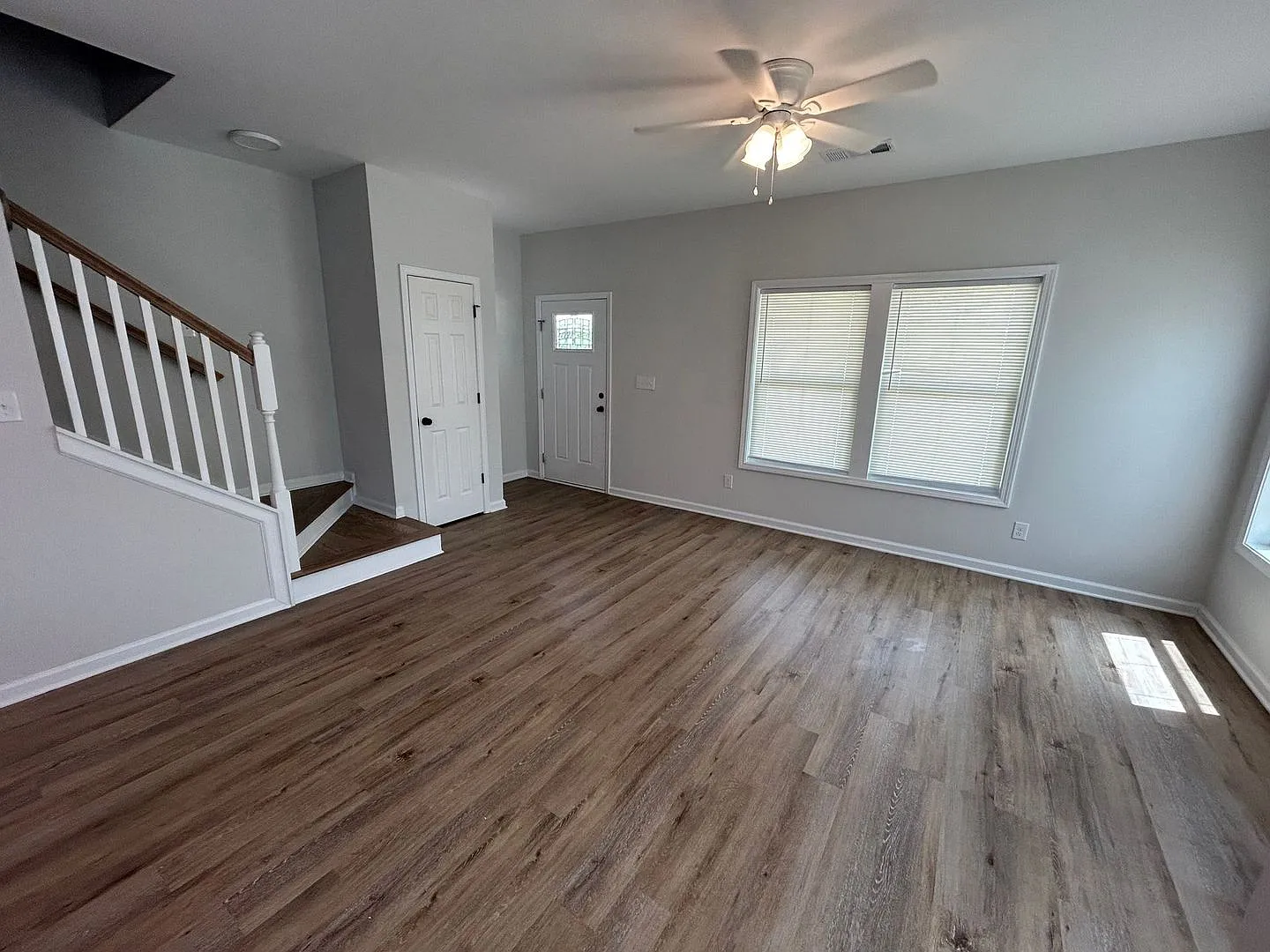Pre-Leasing For August 9th 2027! — Photo 4