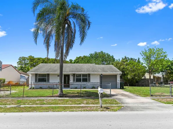 4755 Centurian Way, Greenacres, FL 33463