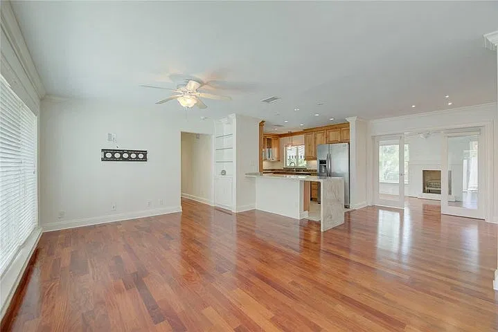 2 bed, 1176 sqft, $4,375 — Photo 4
