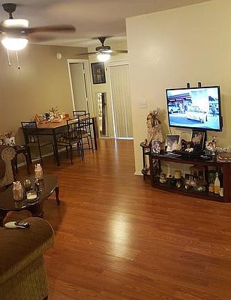 4th image of 825 Cinnamon Dr