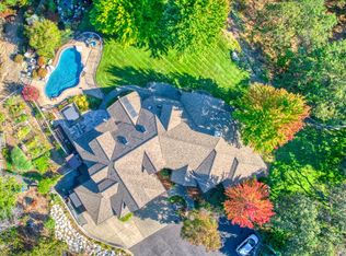 1117 Peco Rd, Grants Pass, OR 97526