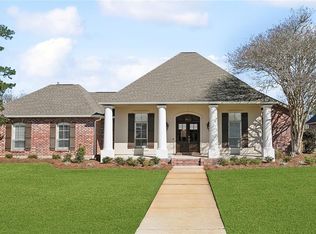 155 Butternut Ln, Mandeville, LA 70448