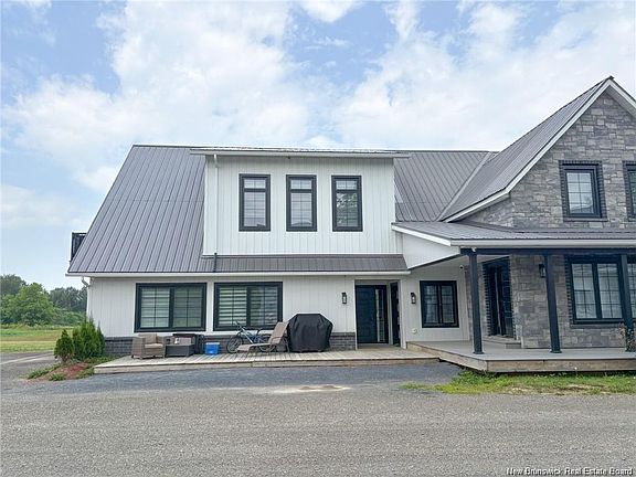 3rd image of 24 Riverview Dr #201