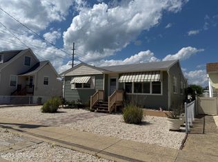 138 10th Ave, Seaside Park, NJ 08752