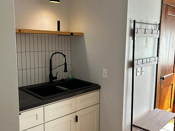 5th image of 234 Scott Ave NW #2