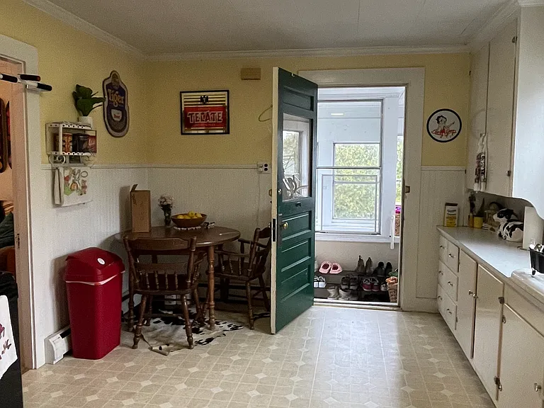 41 Union St #4 — Photo 4