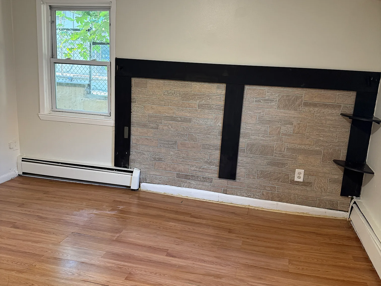 1 bed, 1500 sqft, $2,450 — Photo 4