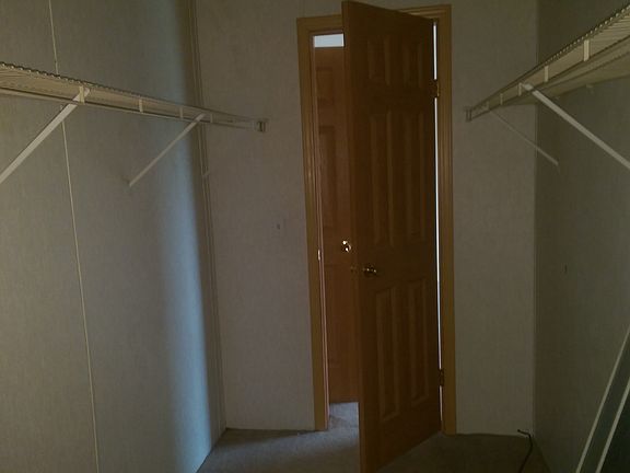 4th image of 349 Saddle Ln