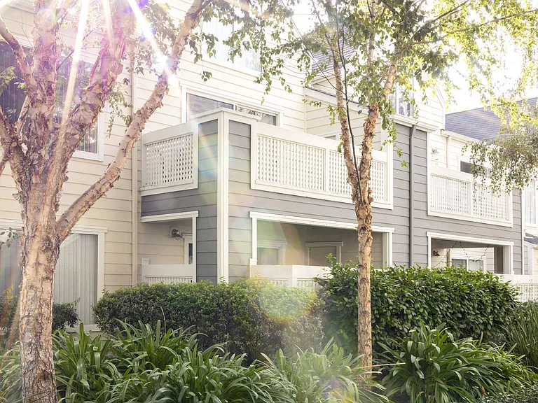Alderwood — Photo 18