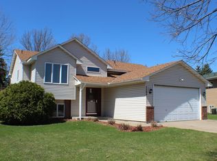 7704 Homestead Ave S, Cottage Grove, MN 55016