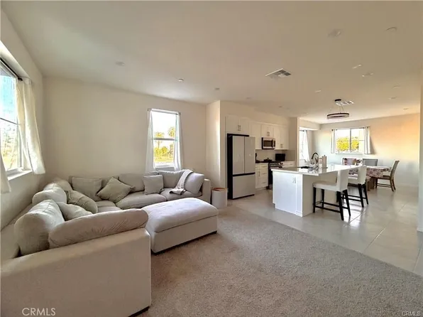 11456 Artesia Blvd, Artesia, CA 90701