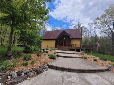 450 4th St, Fife Lake, MI, 49633