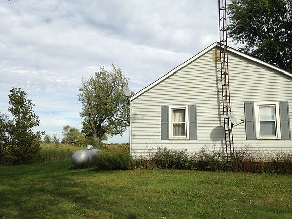 3rd image of 14212 N Walnut St